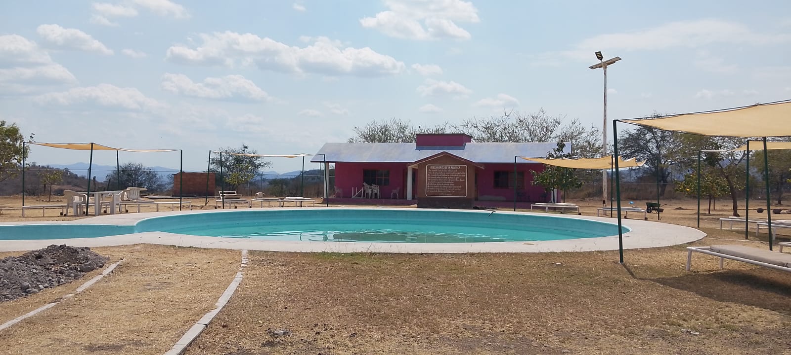 Otra fachada